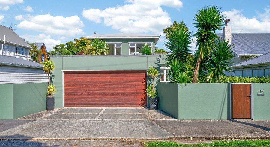  at 118 Oroua Street, Eastbourne, Lower Hutt, Wellington