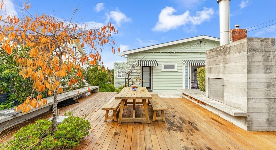  at 41 Hanlon Crescent, Narrow Neck, Auckland