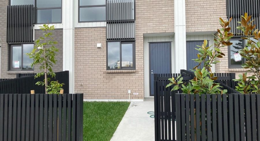  at 21A O'meara St, Swanson, Waitakere City, Auckland