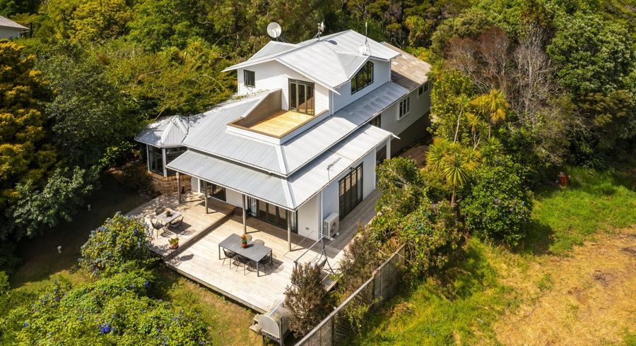  at 386 Upper Harbour Drive, Greenhithe, North Shore City, Auckland