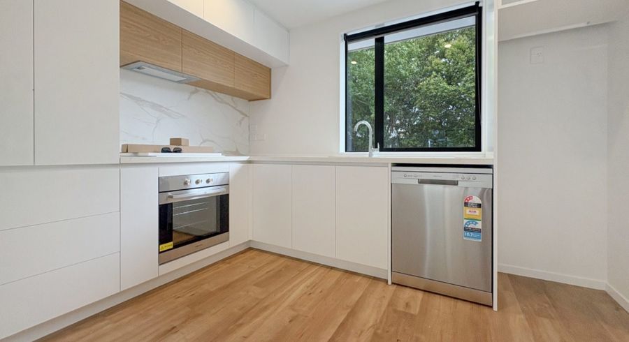  at 19D Pavola Grove, Glenfield, North Shore City, Auckland