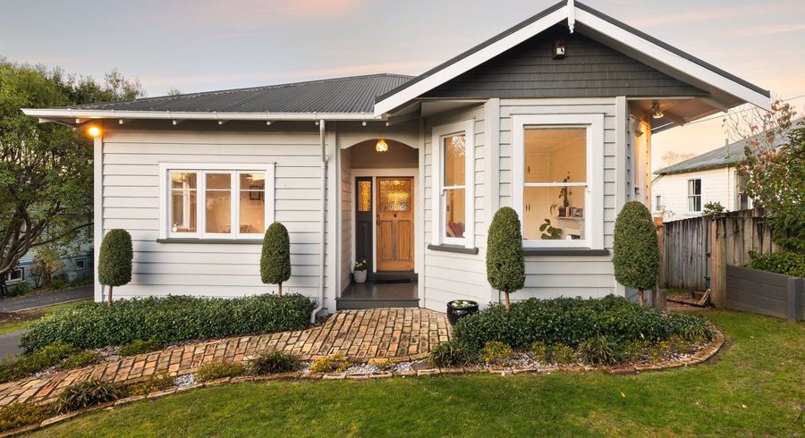  at 214 River Road, Claudelands, Hamilton, Waikato
