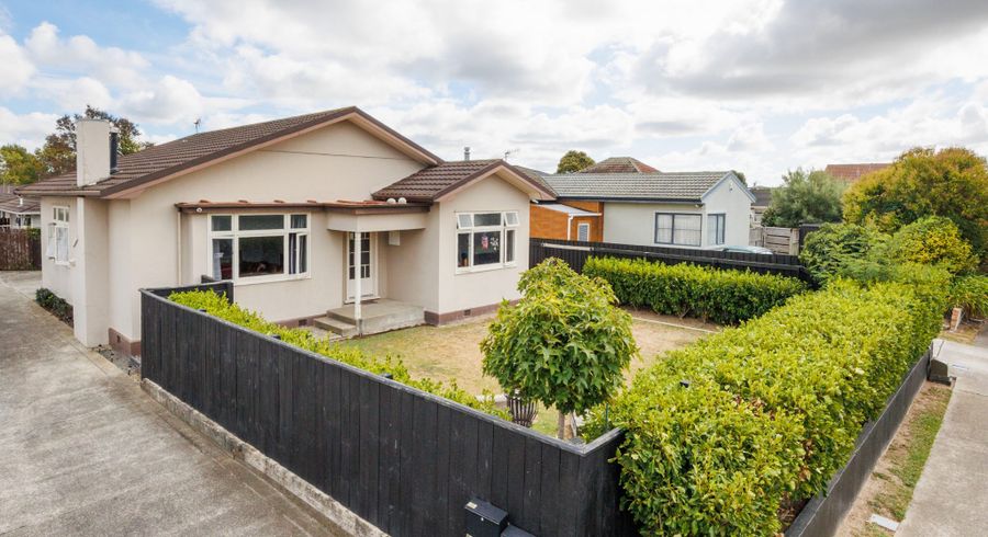 at 36 Wood Street, Takaro, Palmerston North