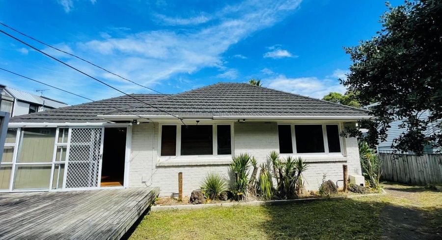  at 1/20 Nile Road, Milford, North Shore City, Auckland
