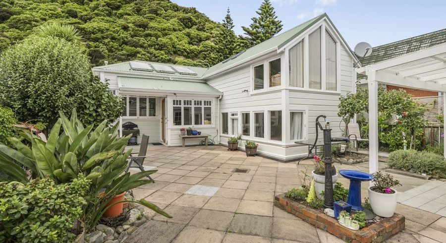  at 230 Muritai Road, Eastbourne, Lower Hutt