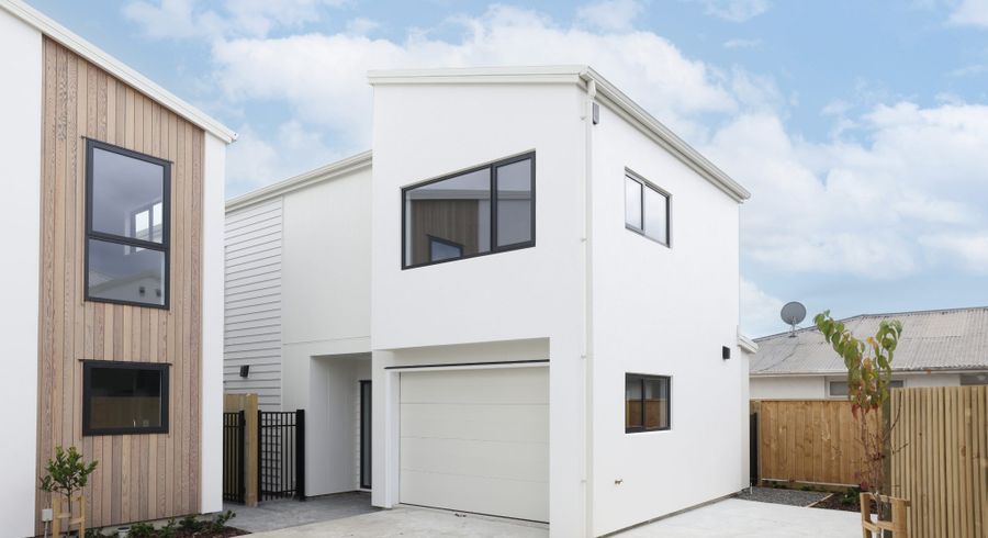  at 745-747 Fergusson Drive, Elderslea, Upper Hutt, Wellington
