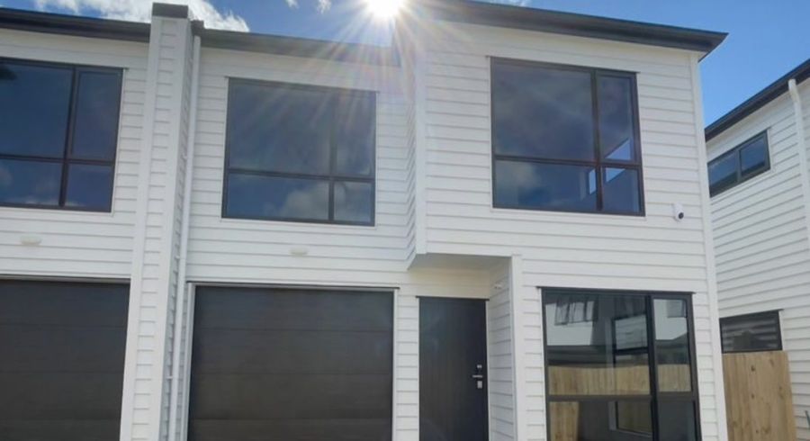  at 127C Russell rd, Manurewa, Manukau City, Auckland