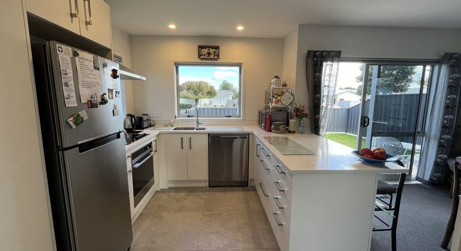  at 100a King Street, Taradale, Napier, Hawke's Bay