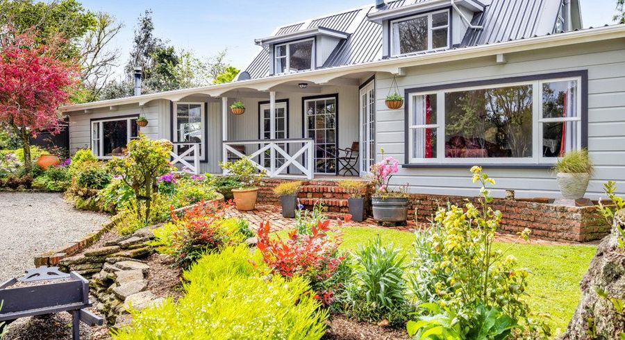  at 279 Manutahi Road, Lepperton, New Plymouth