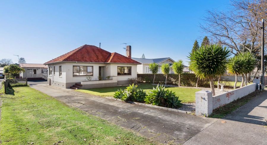  at 56 Landscape Road, Papatoetoe, Auckland
