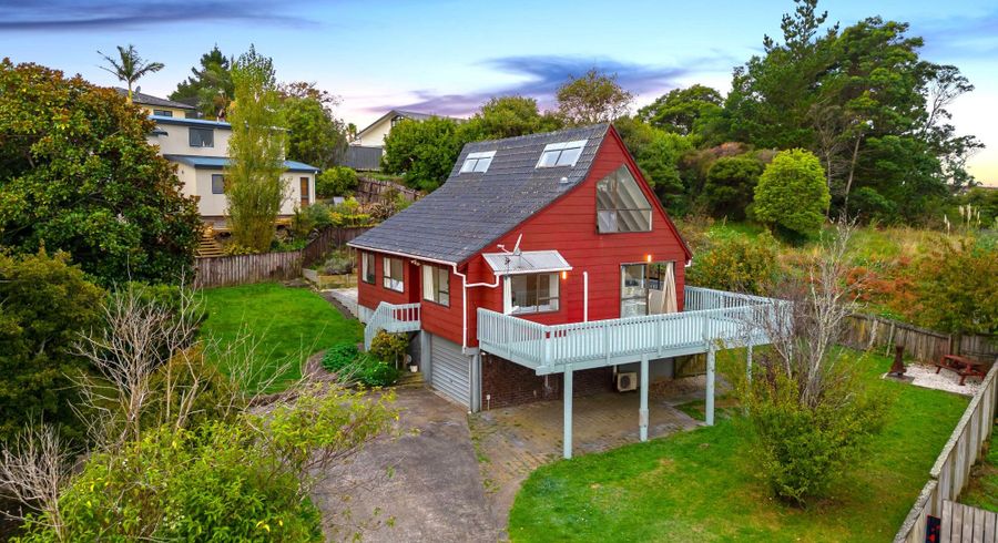  at 42 Glenbervie Crescent, Massey, Auckland