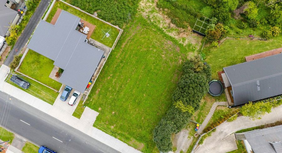  at 117 Wairau Road, Oakura, New Plymouth, Taranaki