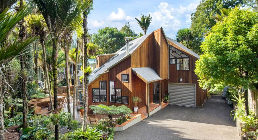  at 162 Woodlands Park Road, Titirangi, Auckland