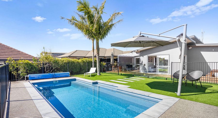  at 43 Aberdeen Crescent, Wattle Downs, Manukau City, Auckland