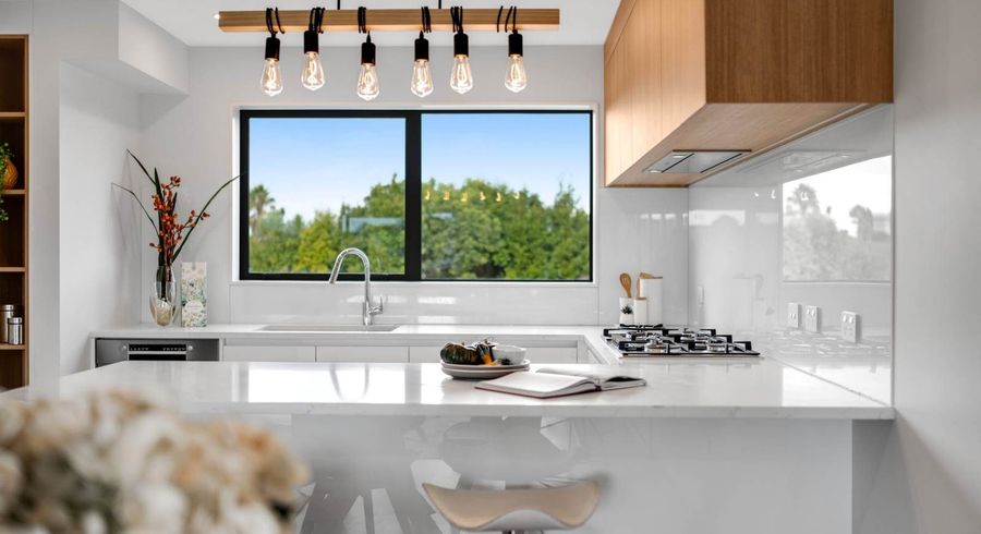  at 15B Tomintoul Place, Highland Park, Manukau City, Auckland