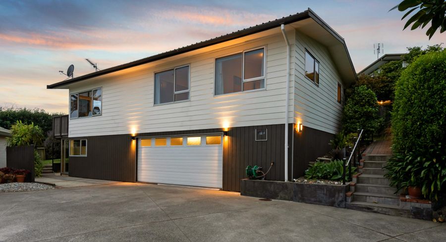  at 6A Addis Place, Shelly Park, Manukau City, Auckland