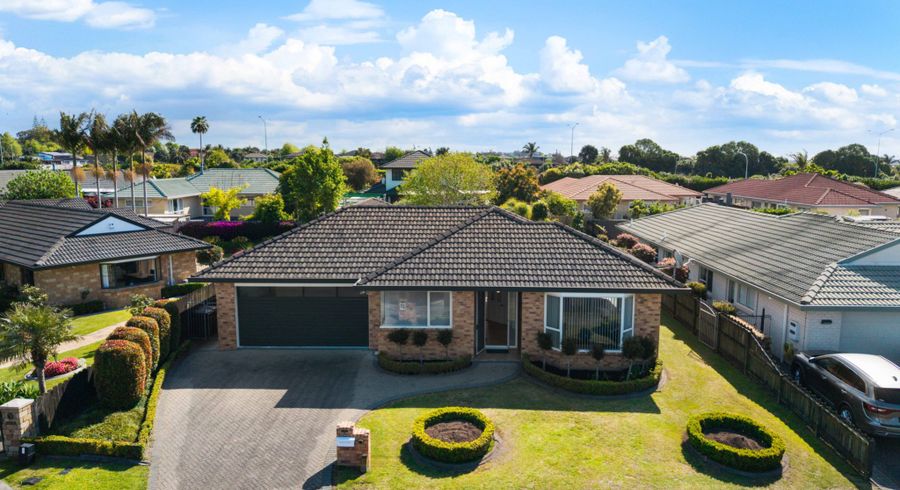  at 6 Graham Tagg Close, Pahurehure, Papakura, Auckland