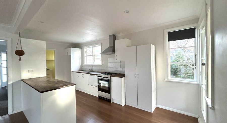  at 102 Vogel Street, Roslyn, Palmerston North, Manawatu / Whanganui