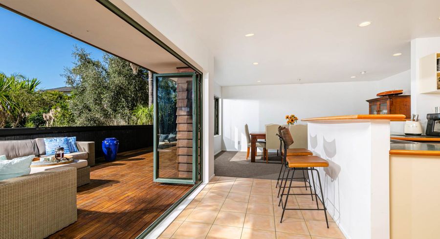  at 10 Falstone Lane, Browns Bay, Auckland