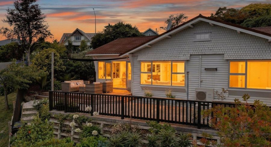  at 1/22 Hackthorne Road, Cashmere, Christchurch City, Canterbury