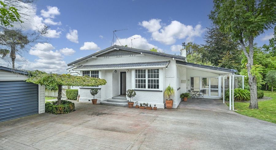  at 140 Napier Road, Havelock North