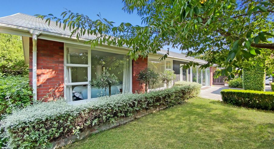  at 17 Landsdowne Tce, Cashmere, Christchurch City, Canterbury