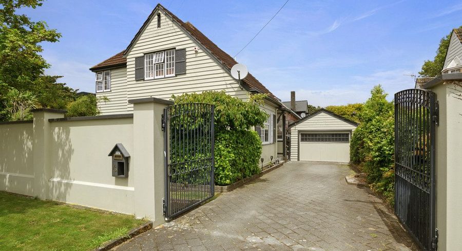  at 16 Maire Street, Woburn, Lower Hutt, Wellington