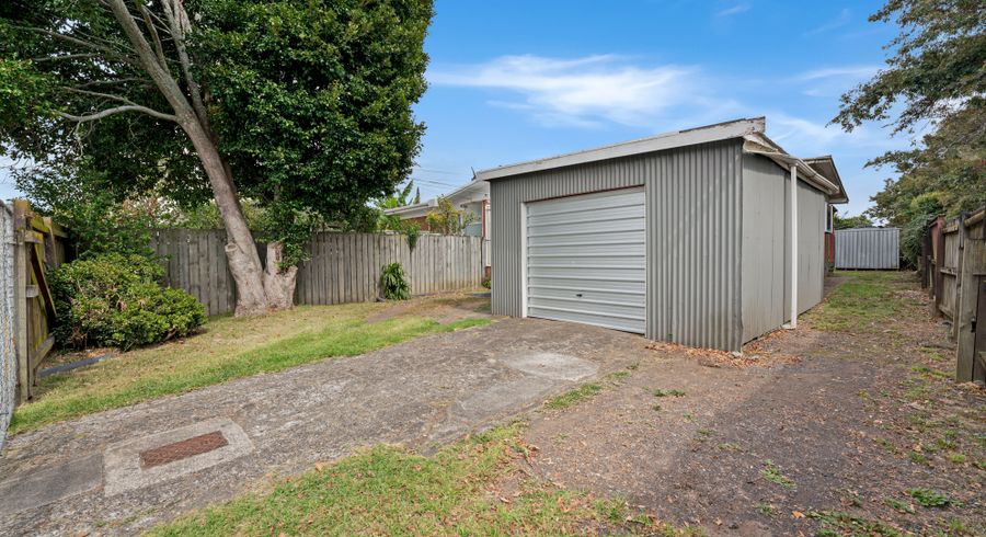  at 1/39 Westney Road, Mangere, Auckland