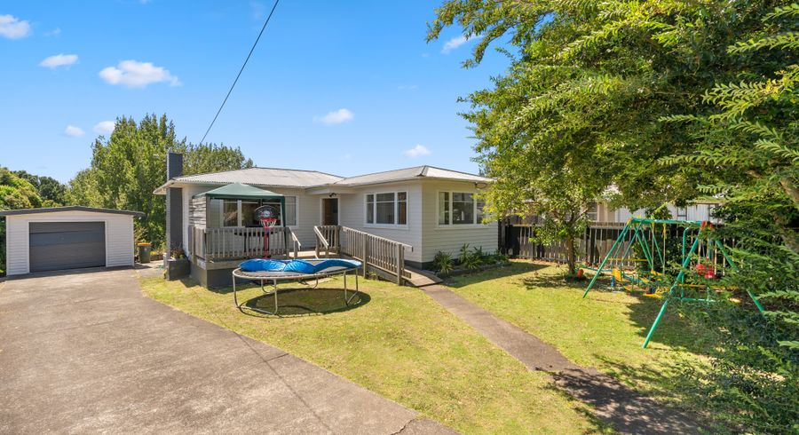  at 8 Williams Crescent, Otara, Auckland