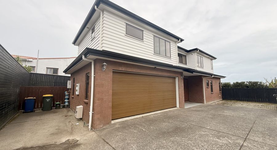  at 791C East Coast Road, Northcross, North Shore City, Auckland