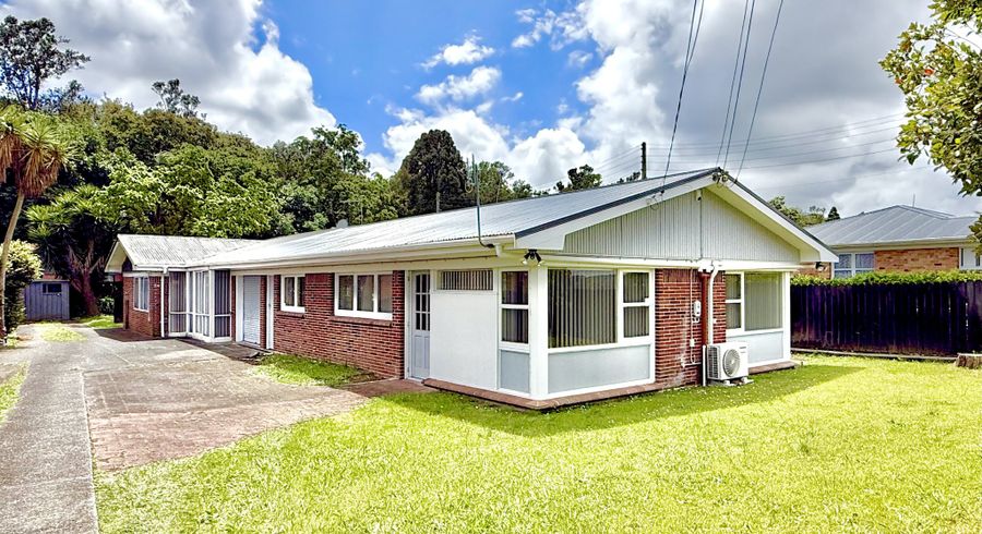  at 1/15 Rosehill Drive, Rosehill, Papakura, Auckland