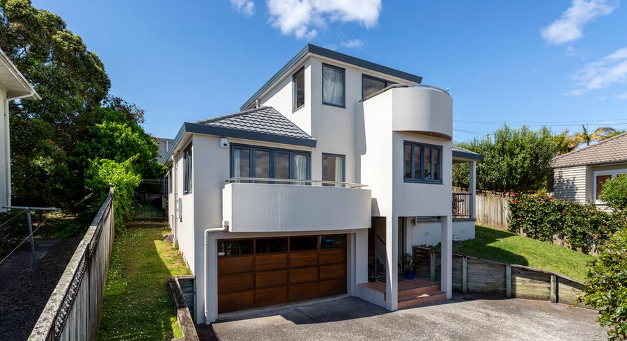  at 15A Renfrew Avenue, Sandringham, Auckland