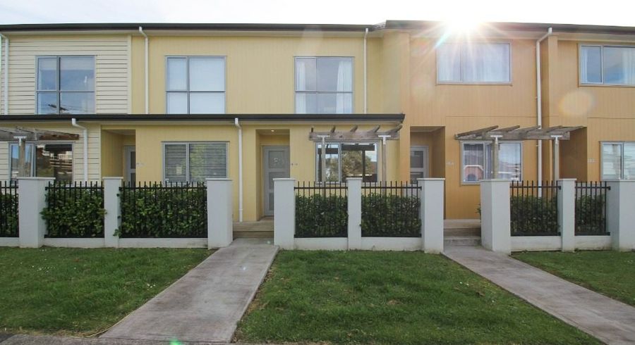  at 26/11 Ray Small Drive, Papakura, Papakura, Auckland