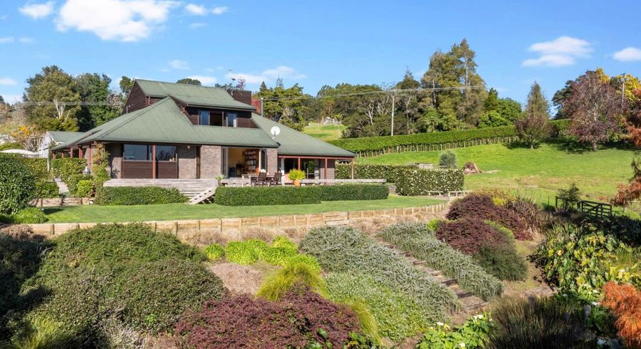  at 35 Kauri View Road, Drury, Papakura, Auckland