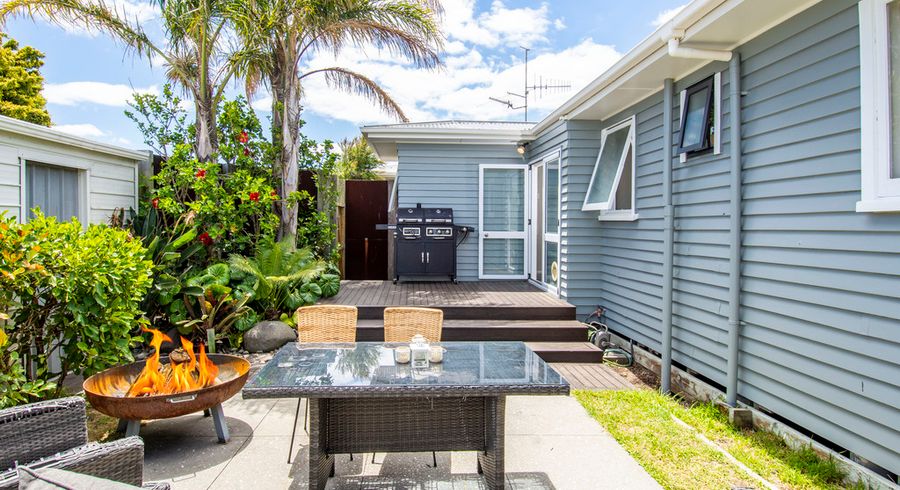  at 3 Dee Street, Mount Maunganui