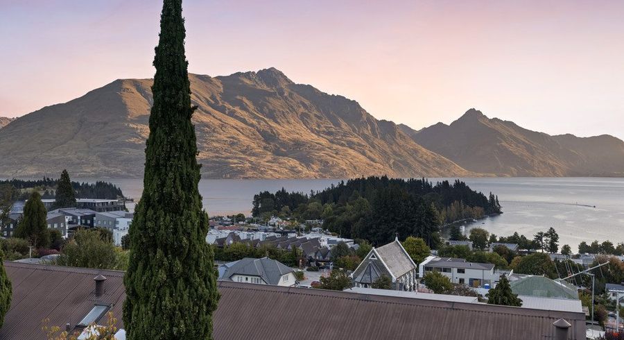  at 37J HALLENSTEIN Street, Queenstown, QUEENSTOWN