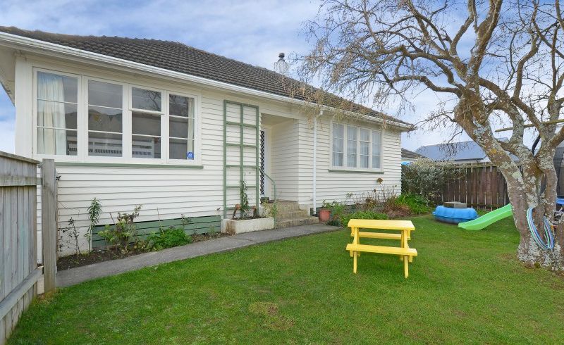  at 1/13 Atiawa Crescent, Waiwhetu, Lower Hutt