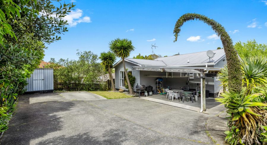  at 151 Brian Crescent, Stanmore Bay, Whangaparaoa