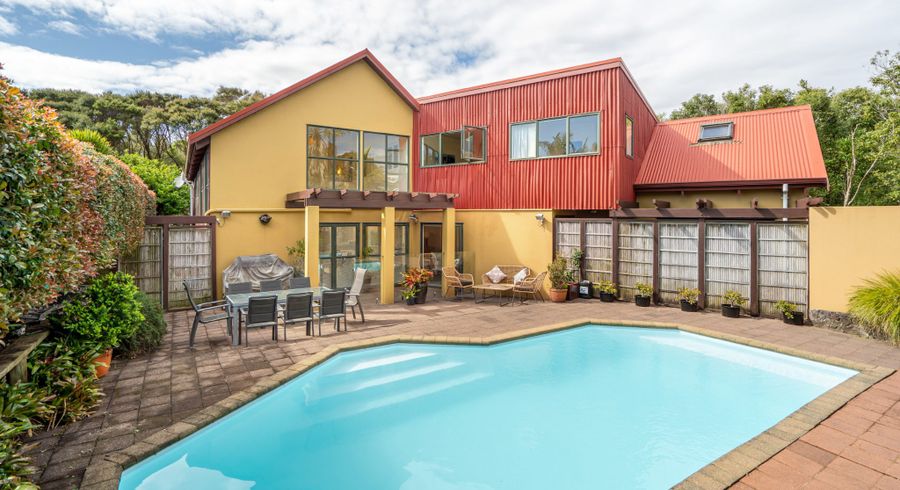  at 33 Grand Drive, Remuera, Auckland