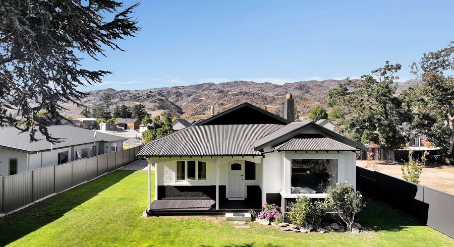  at 16 Perriam Place, Cromwell, Central Otago, Otago