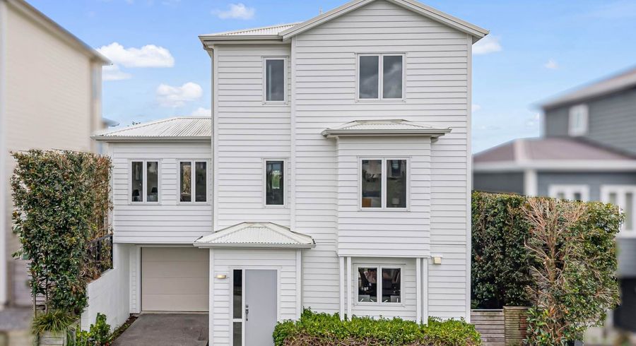  at 7 Adamson Road, Flat Bush, Auckland