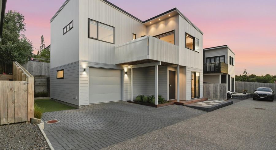  at 85a Awaroa Road, Sunnyvale, Waitakere City, Auckland