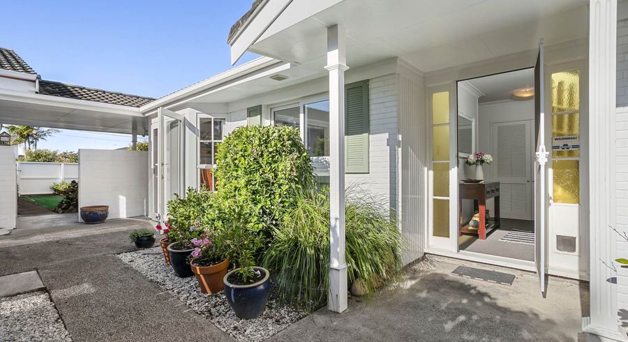  at 2/9 Stanley Avenue, Milford, Auckland