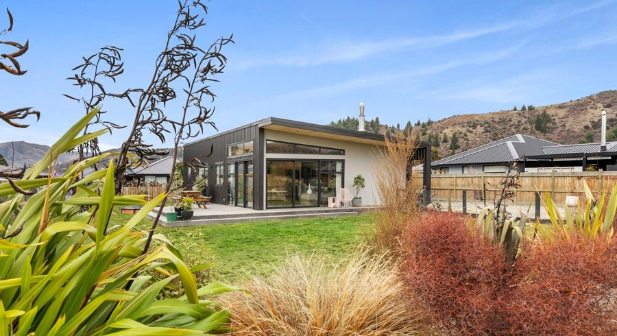  at 3 Cooper Crescent, Luggate, Wānaka