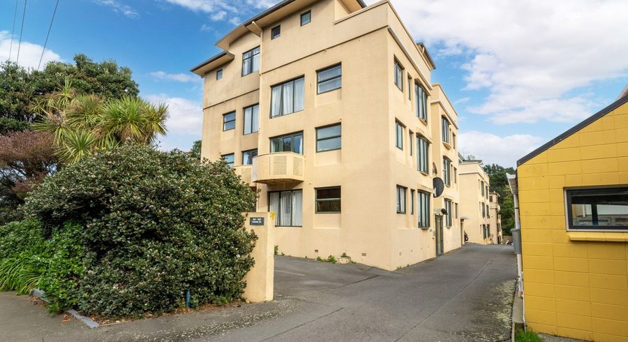  at 564E Adelaide Road, Berhampore, Wellington