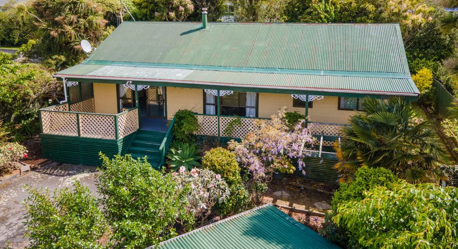  at 7 Woolwich Close, Whitby, Porirua, Wellington