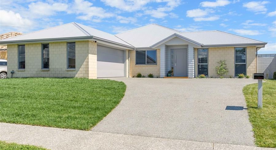  at 84 Palm Springs Boulevard, Papamoa Beach, Papamoa