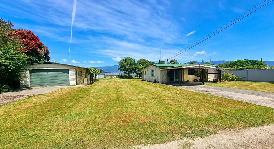 at 374 Abel Tasman Drive, Takaka, Tasman, Nelson / Tasman