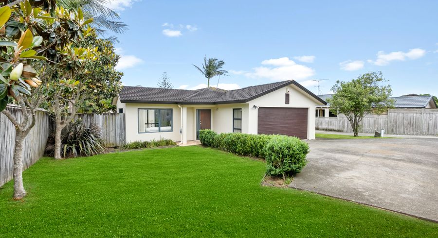  at 8 Amarillo Place, Manurewa, Auckland