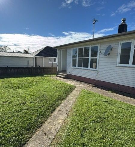  at 6 Marsden Street, Hauraki, North Shore City, Auckland